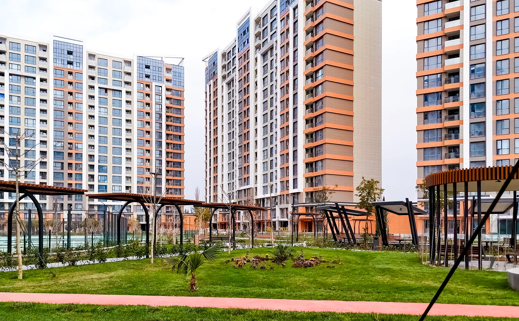 Premium renovated apartments in Narimanov are available with up to 36 months of interest-free internal installment payments – Kristal!